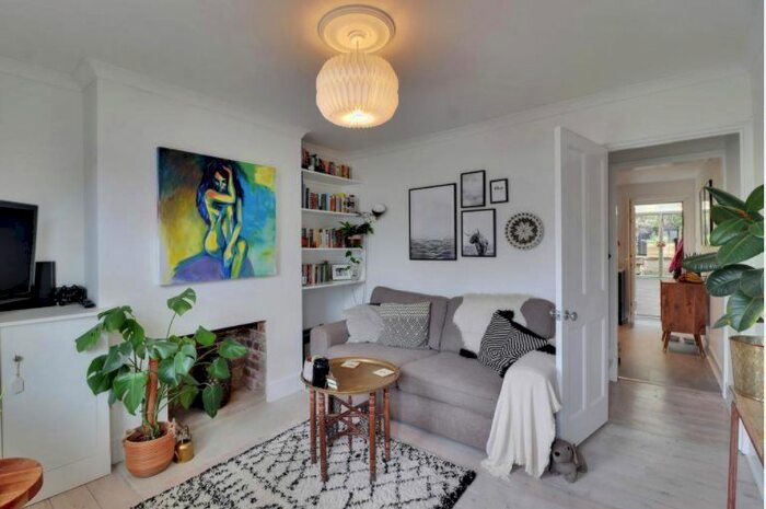 2 Bedroom Property To Rent In Cromwell Road, Tunbridge Wells, Kent, TN2