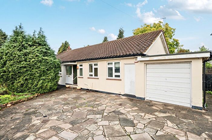 2 Bedroom Bungalow For Sale In Poverest Road, Petts Wood, Orpington, BR5