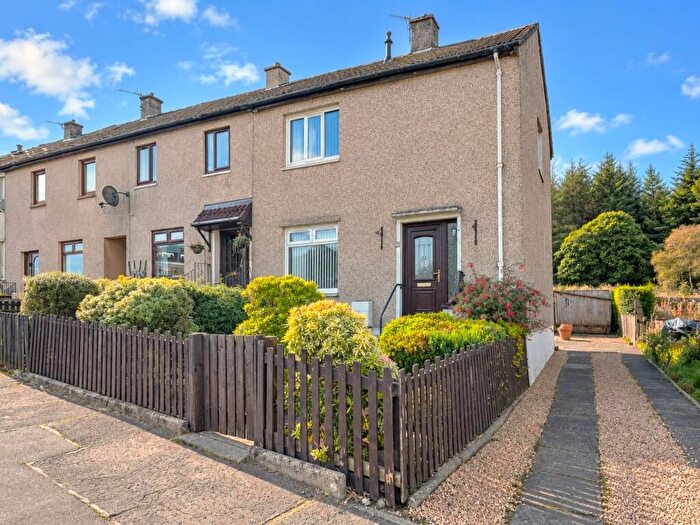2 Bedroom End Of Terrace House For Sale In Dullomuir Drive, Kelty, KY4