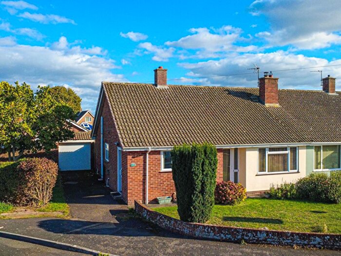 3 Bedroom Semi-Detached Bungalow For Sale In Southview Road, Westonzoyland - No Chain!, TA7