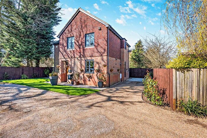 4 Bedroom Detached House For Sale In High Street, Brasted, Westerham, TN16