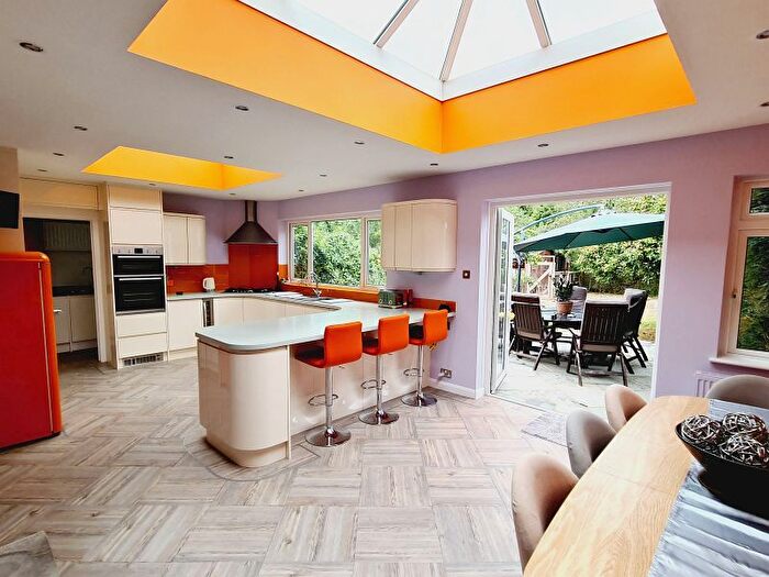 4 Bedroom Semi-Detached House For Sale In Cannon Grove, Fetcham, Surrey, KT22