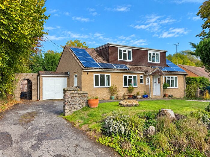4 Bedroom Chalet For Sale In Church Lane, Barwick, Yeovil, Somerset, BA22
