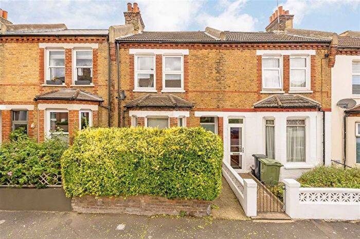 2 Bedroom Flat For Sale In Wingford Road, Brixton, SW2