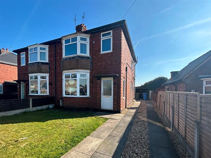 3 Bedroom Semi-Detached House To Rent In Devonshire Road, Harworth, DN11