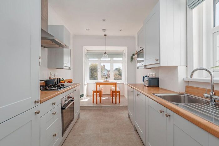 1 Bedroom Flat To Rent In Beaufort Road, Bournemouth, BH6
