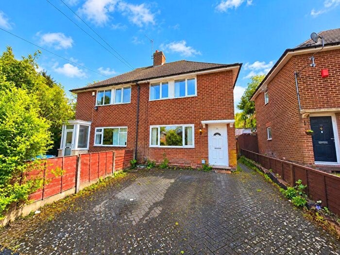 2 Bedroom Semi-Detached House For Sale In Lygon Grove, Quinton, B32