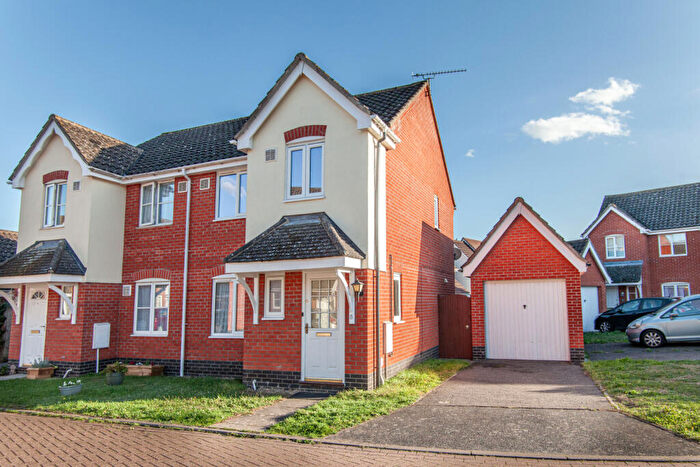 3 Bedroom Semi-Detached House For Sale In Borrett Place, Woodbridge, IP12