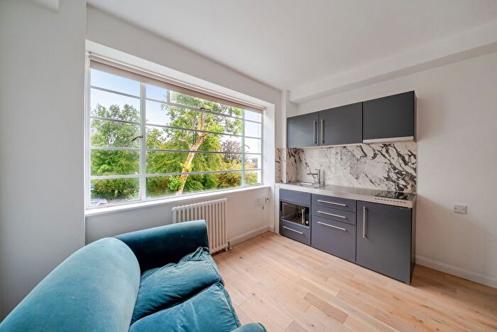 Studio To Rent In Taymount Grange, Taymount Rise, Forest Hill, London, SE23