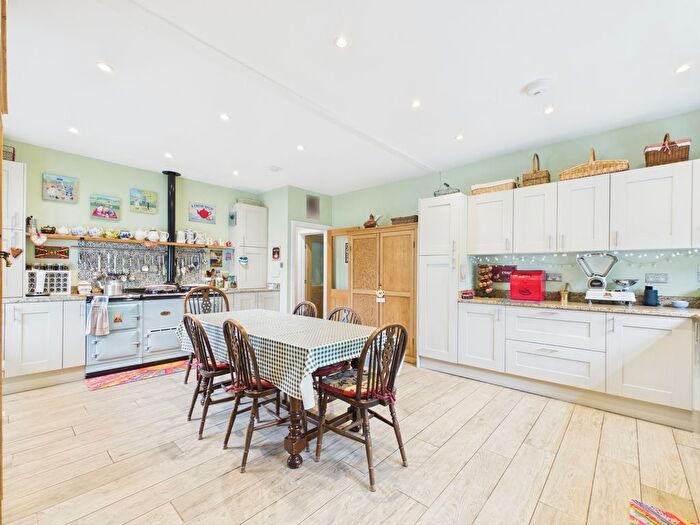 3 Bedroom Detached Bungalow For Sale In Shurton, Bridgwater, TA5