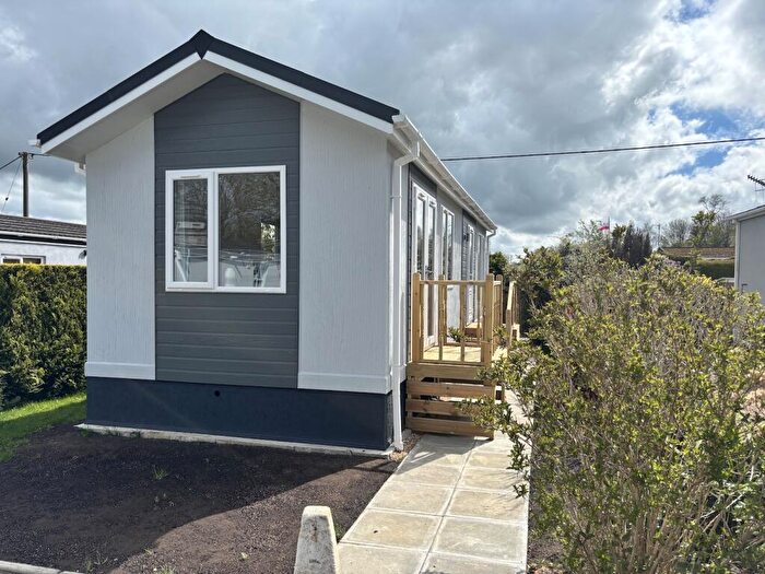 1 Bedroom Park Home For Sale In Brand New Prestige Homeseeker Sonnet X, Oaks Park, Horsham Road, Beare Green, Surrey, RH5