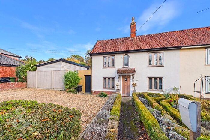 4 Bedroom Semi-Detached House For Sale In Shelfanger Road, Diss, IP22