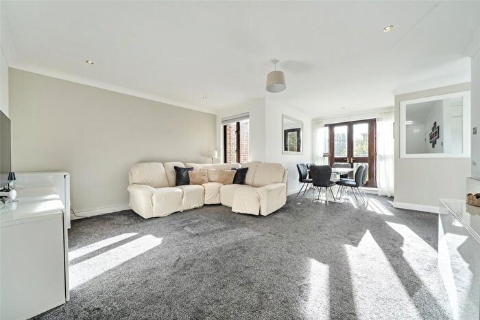 2 Bedroom Apartment For Sale In Iceland Wharf, Surrey Quays, SE16
