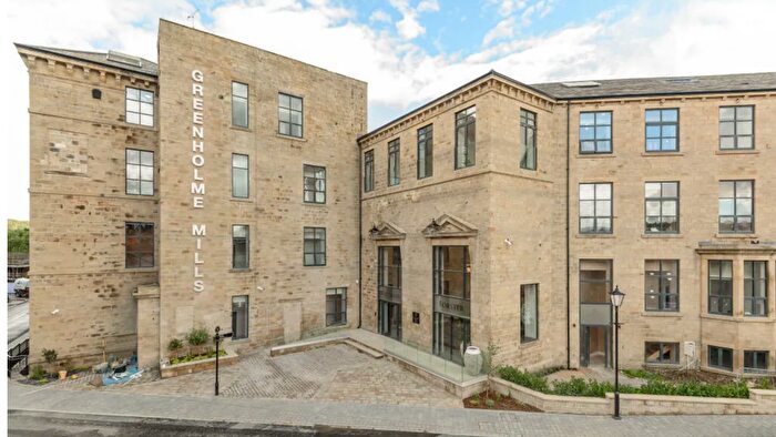 2 Bedroom Flat To Rent In Iron Row, Ilkley, LS29