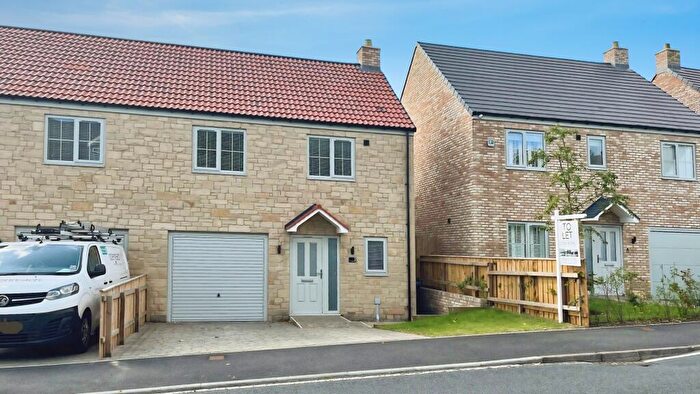 3 Bedroom Semi-Detached House To Rent In High Steads, Tantobi, Durham, DH9