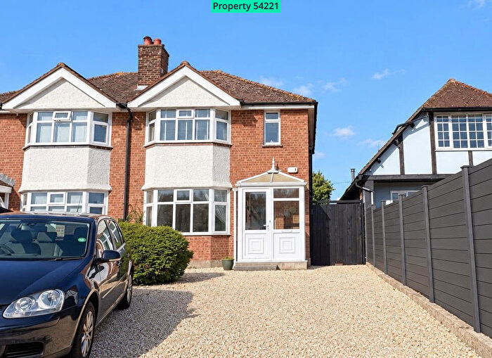 3 Bedroom Semi-Detached House For Sale In Ringwood Road, Longham, Ferndown, BH22