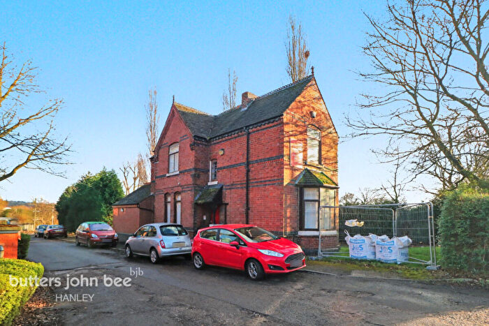 2 Bedroom Detached House For Sale In Leek Road, Hanley, ST4
