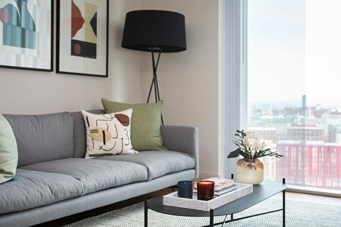 2 Bedroom Apartment To Rent In Owen Street, Manchester, M15