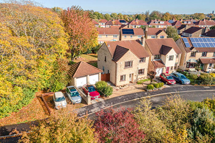 4 Bedroom Detached House For Sale In Baileys Mead Road, Stapleton, BS16