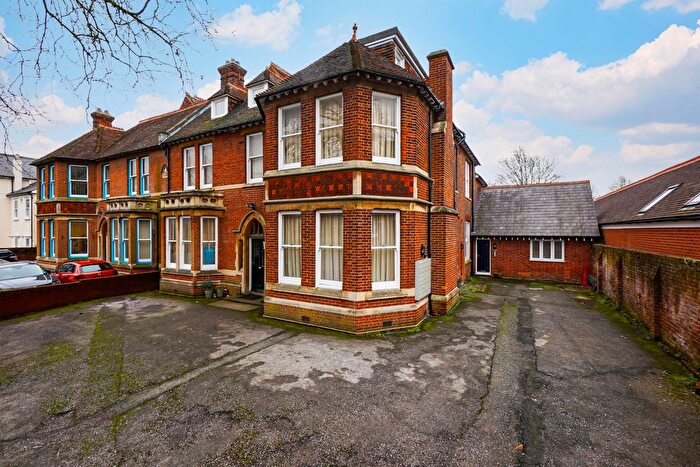 1 Bedroom Studio To Rent In London Road, Canterbury, CT2