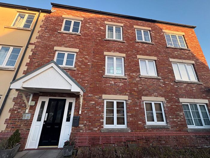 2 Bedroom Flat To Rent In Poseidon Close, Swindon, SN25
