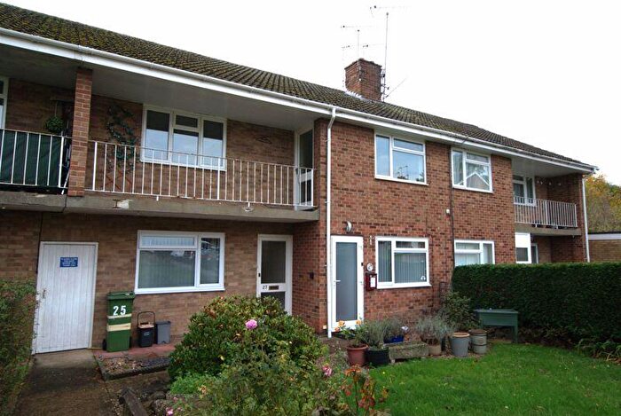 2 Bedroom Maisonette To Rent In Goldthorne Close, Maidstone, ME14