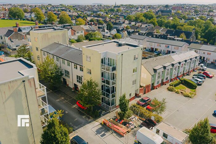 2 Bedroom Apartment For Sale In Pearse Close, Penarth, CF64