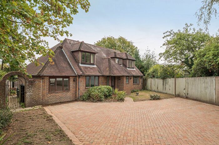 4 Bedroom Detached House For Sale In Silverdale, Coldwaltham, RH20