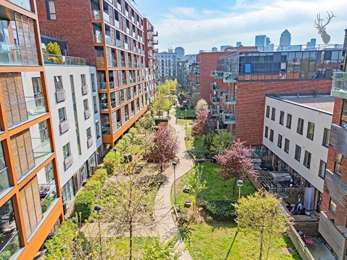 2 Bedroom Flat For Sale In Barry Blandford Way, Grenfell Court, E3