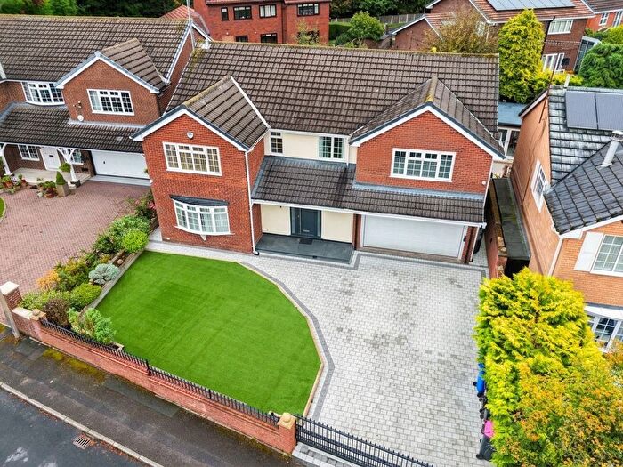 5 Bedroom Detached House For Sale In Drywood Avenue, Worsley, M28
