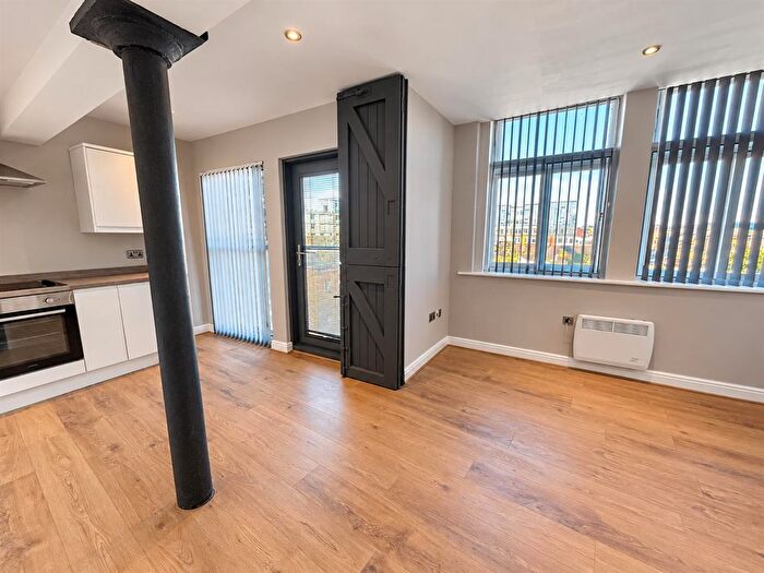 2 Bedroom Flat To Rent In Princes Buildings, Dale Street, L2