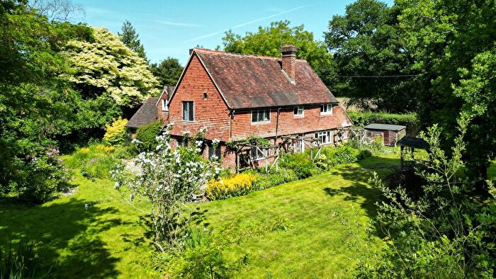 5 Bedroom Detached House For Sale In Tonbridge Road, Chiddingstone Causeway, Edenbridge, TN8