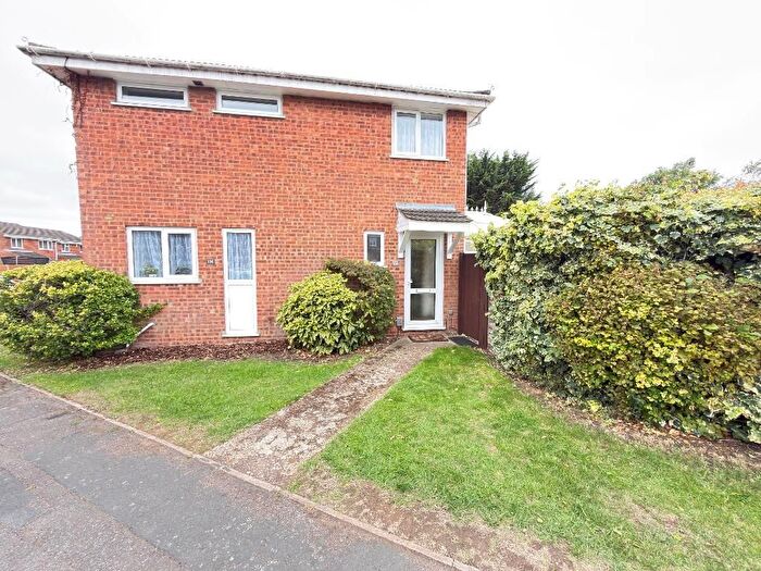 1 Bedroom End Of Terrace House For Sale In Dunsmore Road, Farley Hill, Luton, Bedfordshire, LU1