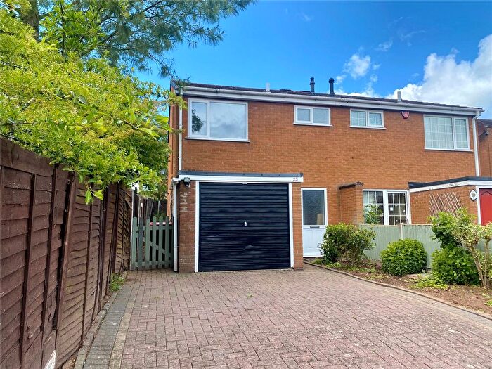 3 Bedroom Semi-Detached House For Sale In Selkirk Drive, Sutton Hill, Telford, Shropshire, TF7