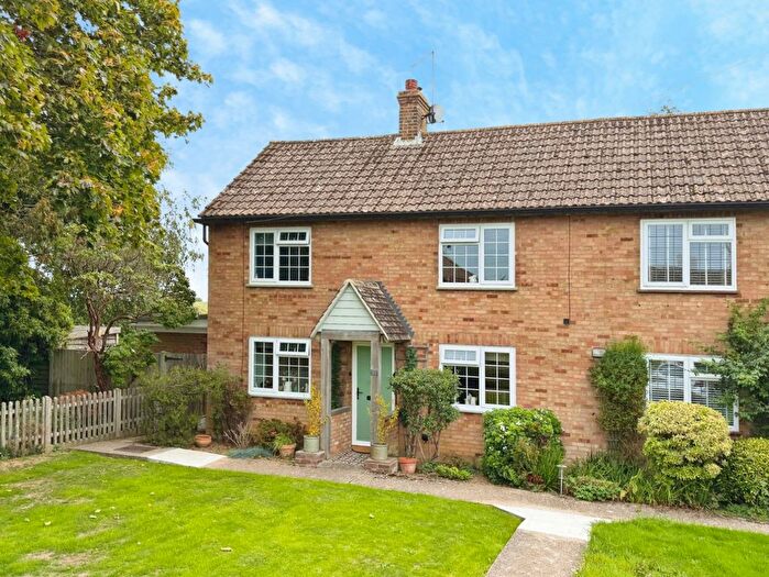 3 Bedroom Semi-Detached House For Sale In Heathside, Appledore, Ashford, TN26