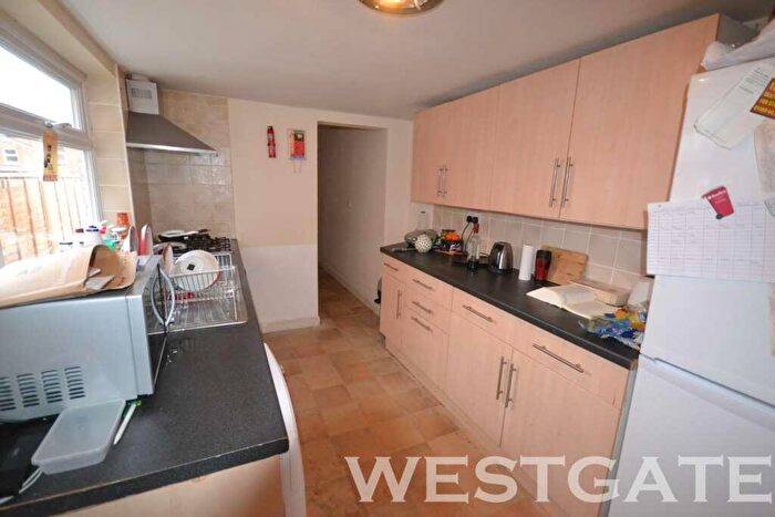 6 Bedroom Terraced House To Rent In Hatherley Road, Uni Area, RG1