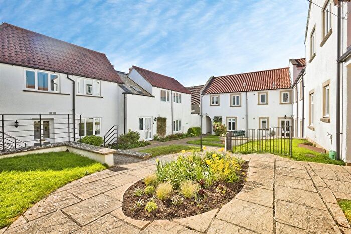 2 Bedroom Flat For Sale In Union Street, Wells, BA5
