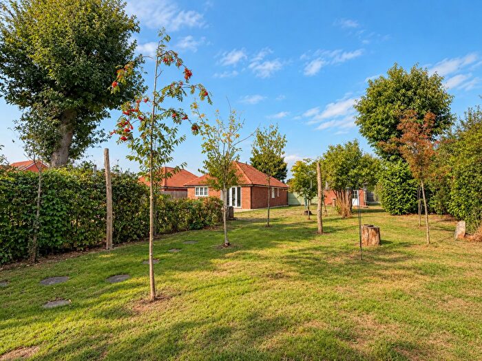 3 Bedroom Detached Bungalow For Sale In Hendry Worthington Close, Colchester, CO4