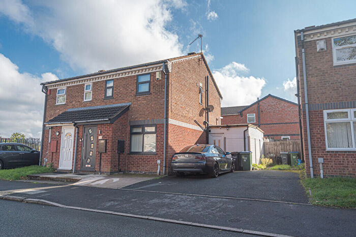 2 Bedroom Semi-Detached House For Sale In Perry Street, Smethwick, B66