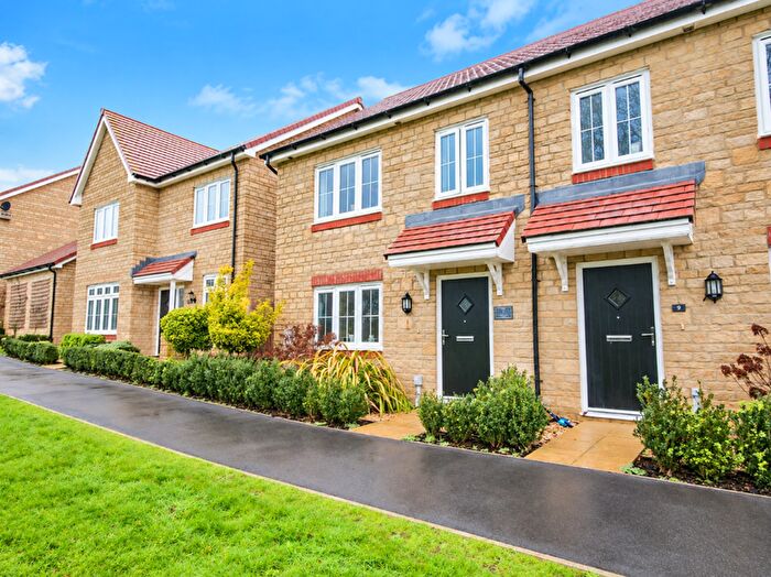 3 Bedroom End Of Terrace House For Sale In Vartenham Close, Milborne Port, Sherborne, DT9
