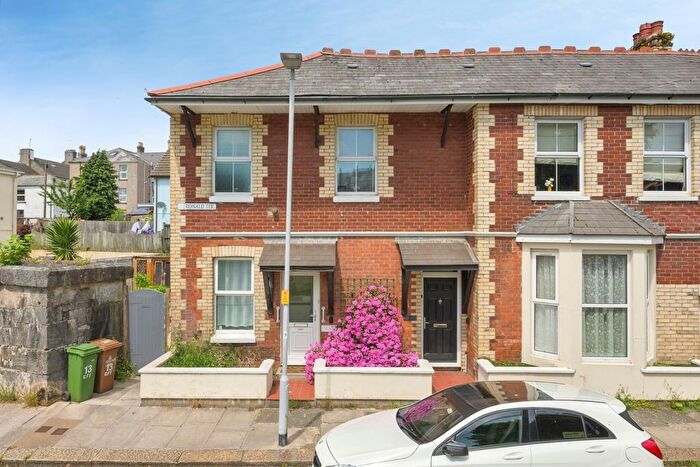 1 Bedroom Flat For Sale In Ronald Terrace, Plymouth, Devon, PL2