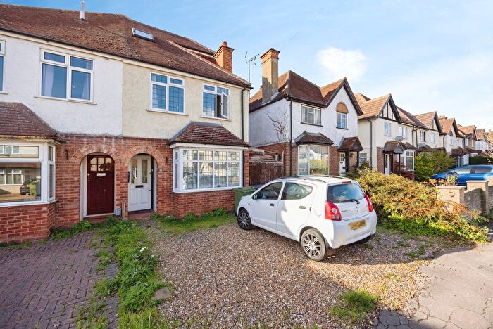 4 Bedroom Semi-Detached House For Sale In Beckingham Road, Guildford, Surrey, GU2