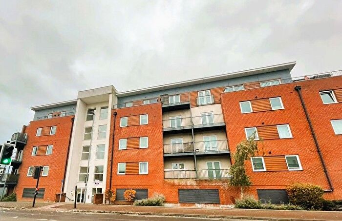 2 Bedroom Property To Rent In Princes Way, Bletchley, Milton Keynes, Buckinghamshire., MK2