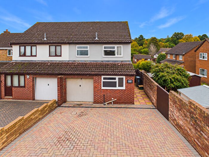 3 Bedroom Semi-Detached House For Sale In Nash Way, Coleford, GL16