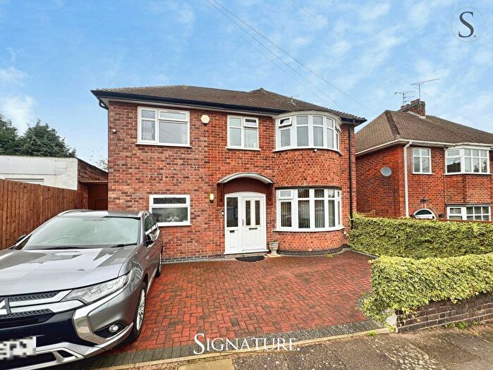 5 Bedroom Detached House To Rent In Westfield Road, Leicester, LE3