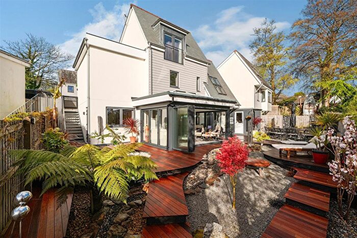 4 Bedroom Detached House For Sale In Penmere Drive, Falmouth, TR11