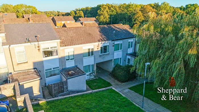 4 Bedroom Terraced House For Sale In Awel Mor, Llanedeyrn, Cardiff, CF23