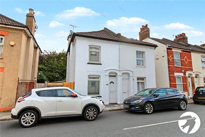 2 Bedroom Semi-Detached House To Rent In Dover Road East, Northfleet, Kent, DA11