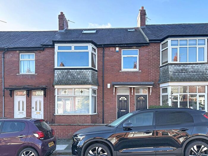 4 Bedroom Flat For Sale In Rokeby Terrace, Heaton, NE6