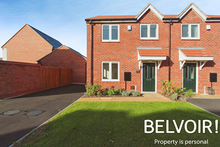 3 Bedroom Semi-Detached House To Rent In Pathfinder Way, Castle Donington, DE74